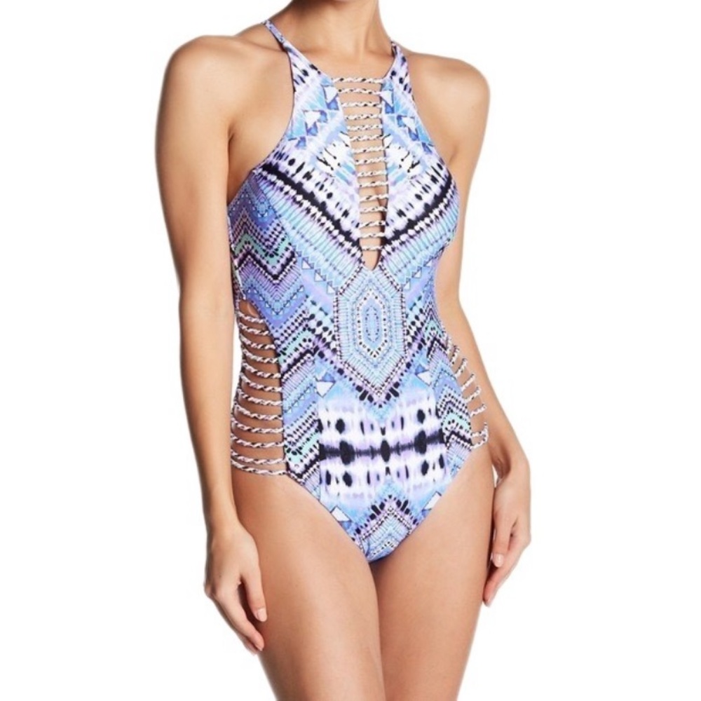 Red Carter One Piece